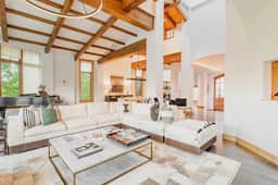 Spruce Lodge at Smuggler Mountain - Image 2