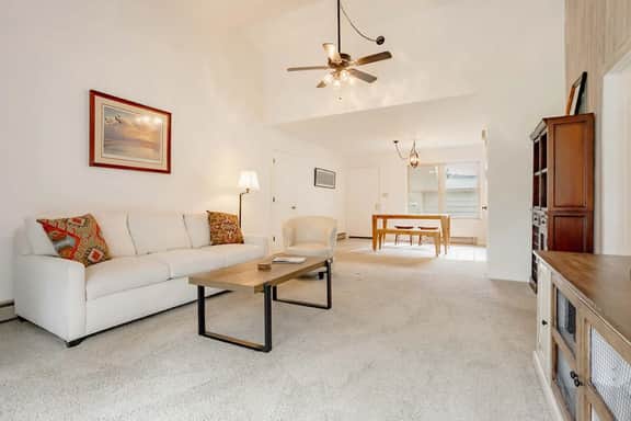 Cozy Condo Ranch at Roaring Fork